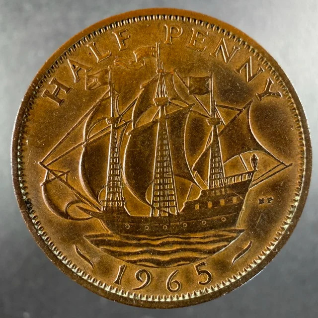 1965 Great Britain Half Penny Sharp Features Golden Hind