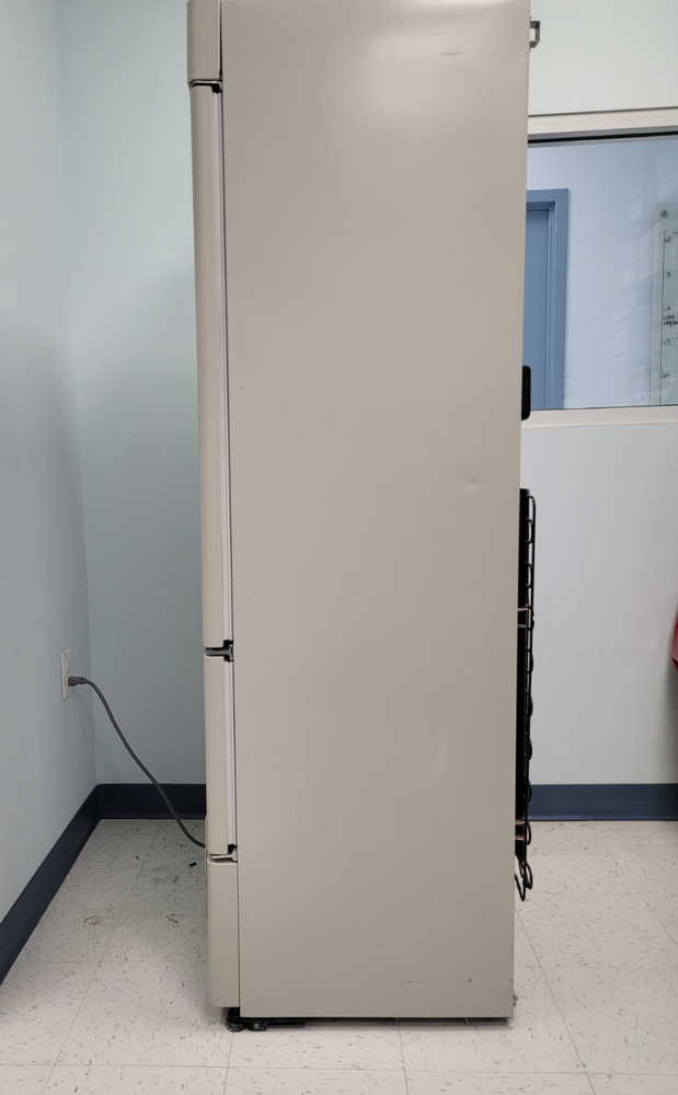 Sanyo MPR-214F Pharmaceutical Refrigerator w/ Freezer