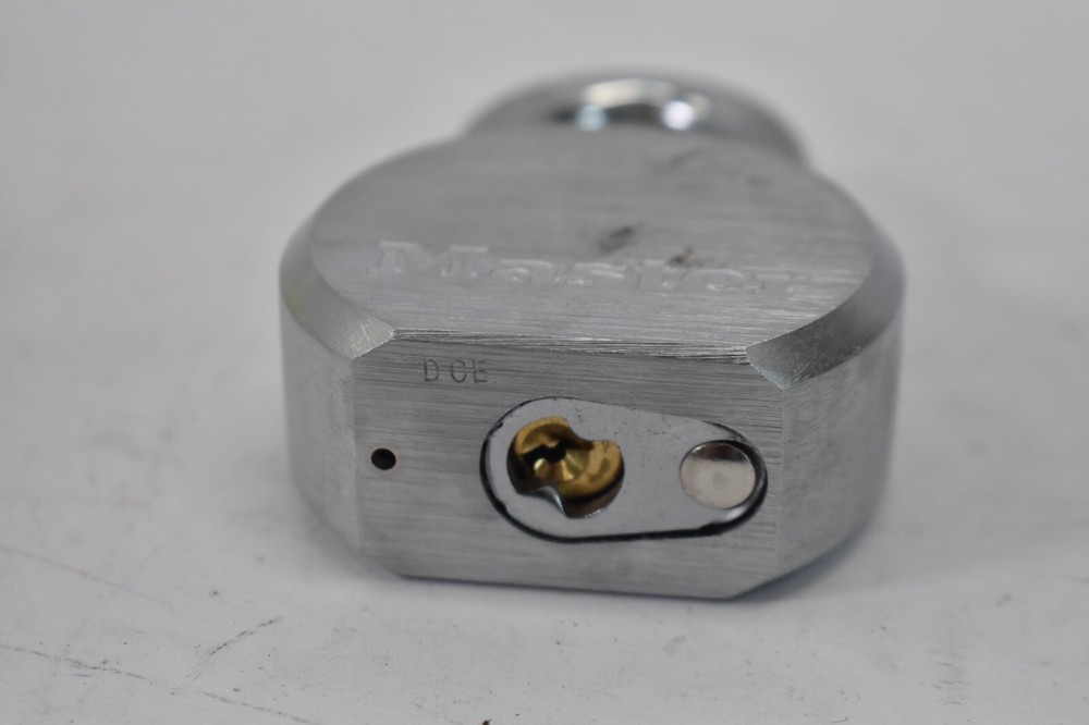 Master Lock 5 Pin Solid Steel Padlock Keyed Different 470-6230 Genuine OEM