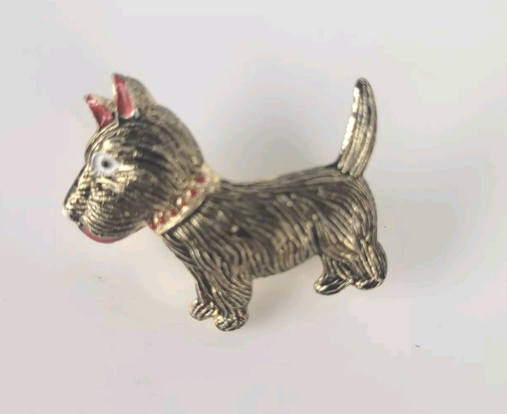 Dog Pin - Terrier - Embellished collar
