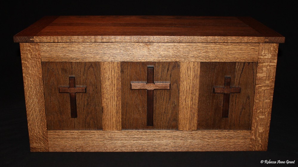Religious Cedar Lined Oak Hope Chest with Three Walnut Crosses