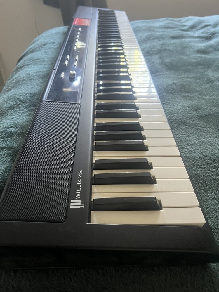 Williams Legato 88-Key Digital Piano