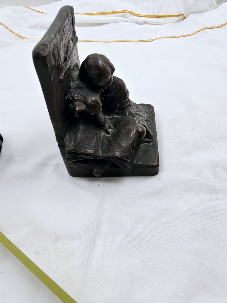 Weidlich Bros Companions Bookend