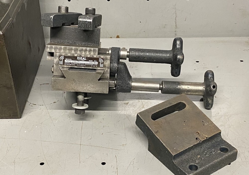 IDEAL 24-033 MIDGET COMMUTATOR PRECISION GRINDER FIXTURE, Excellent Condition ￼