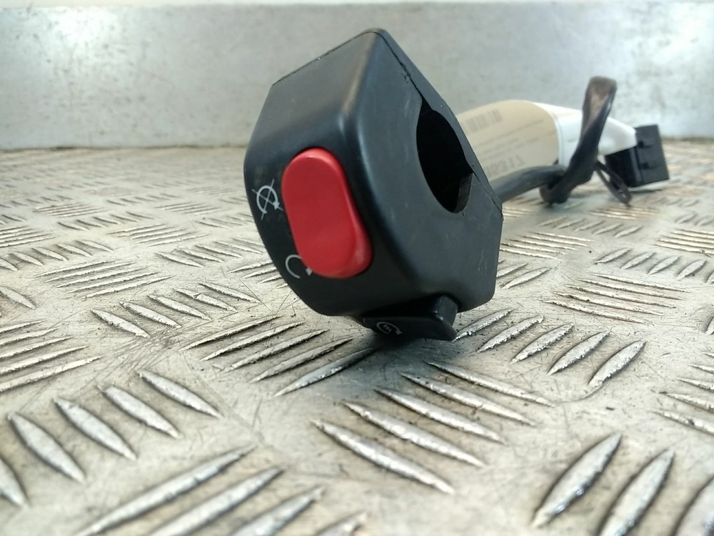 2005 TRIUMPH SPRINT ST Right Hand Switch Gear