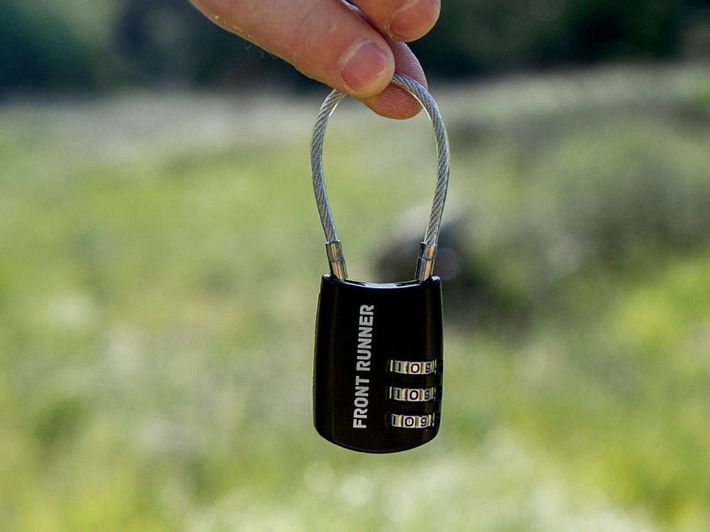 Front Runner Rack Accessory Lock / Small - RRAC134