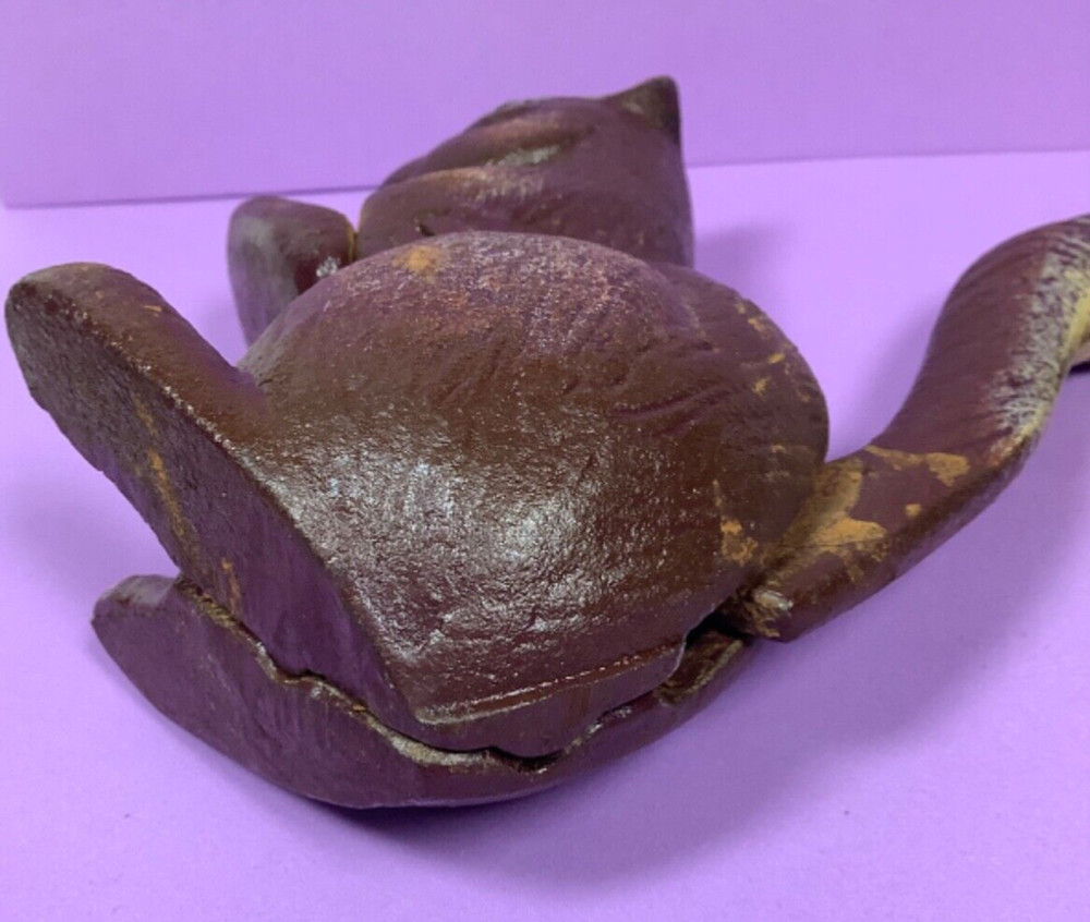 Vintage Antique Cast Iron Squirrel Nutcracker