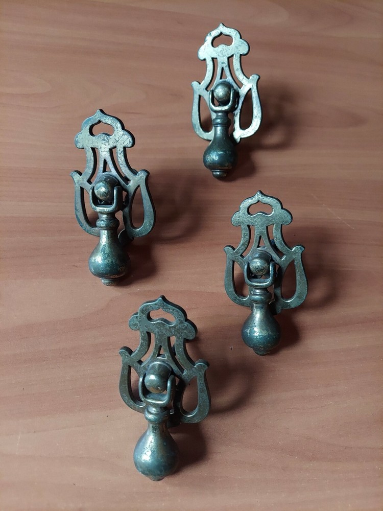 4 VINTAGE CAST METAL DROP HANDLE DRAWER PULLS WITH HARDWARE