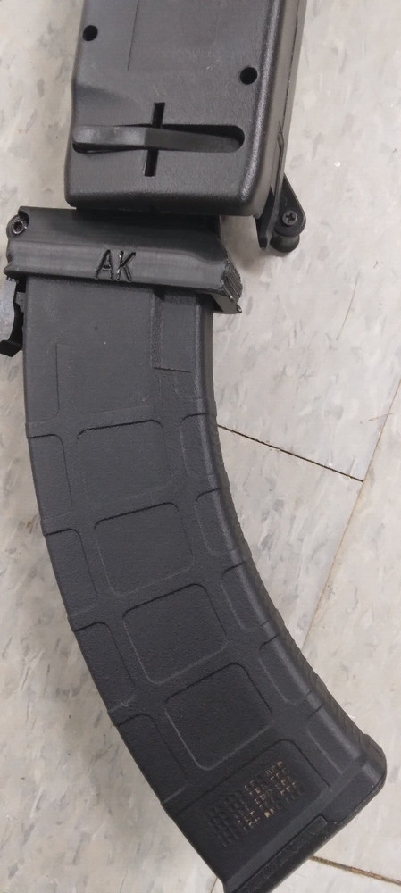 CYMA / LCT AK AEG Odin Speedloader Adapter (Black)