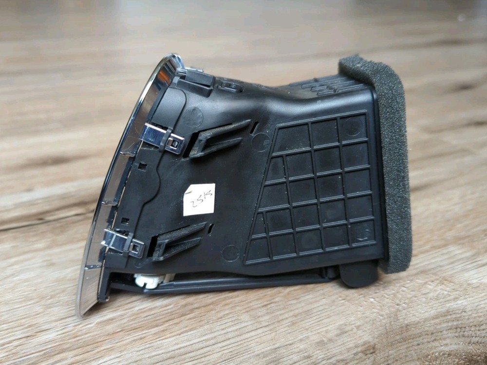 2011 - 2019 Dodge Durango Outer Driver Side Left LH Dash Air Vent Chrome OEM