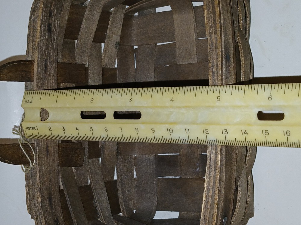 1981 1 Longaberger Keepsake Basket w/Leather Handle & 1 Smaller Signed 1981