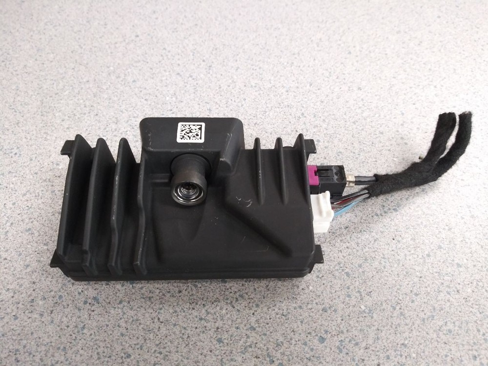 Camera/Projector Front View Windshield US Built Fits 23