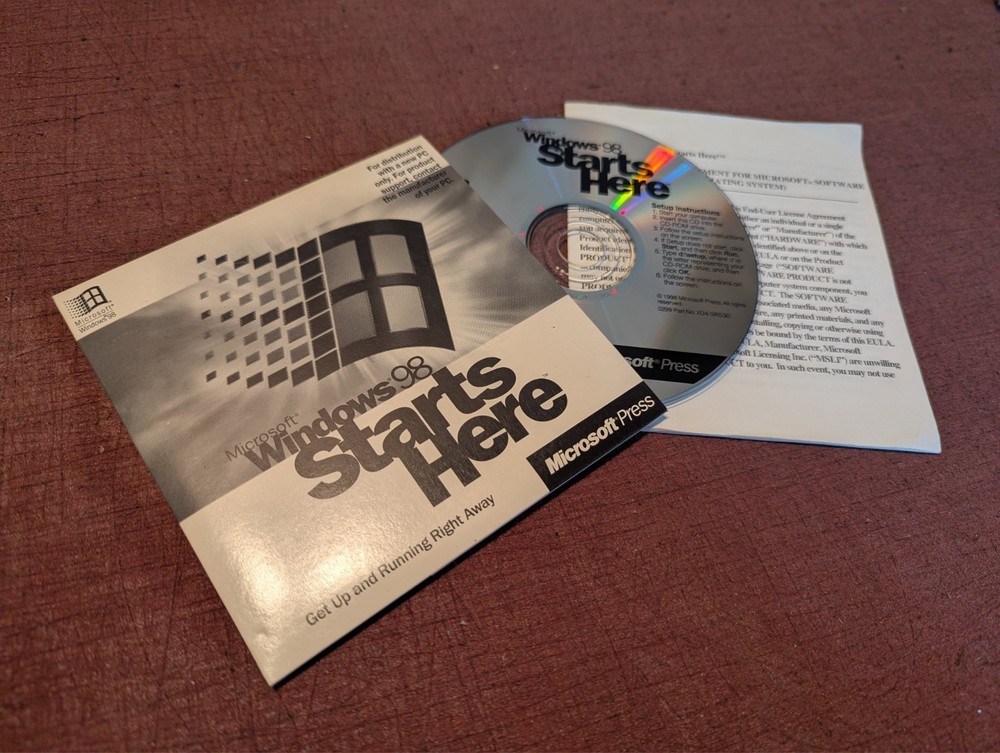 Vintage CD - Microsoft Windows 98 Starts Here