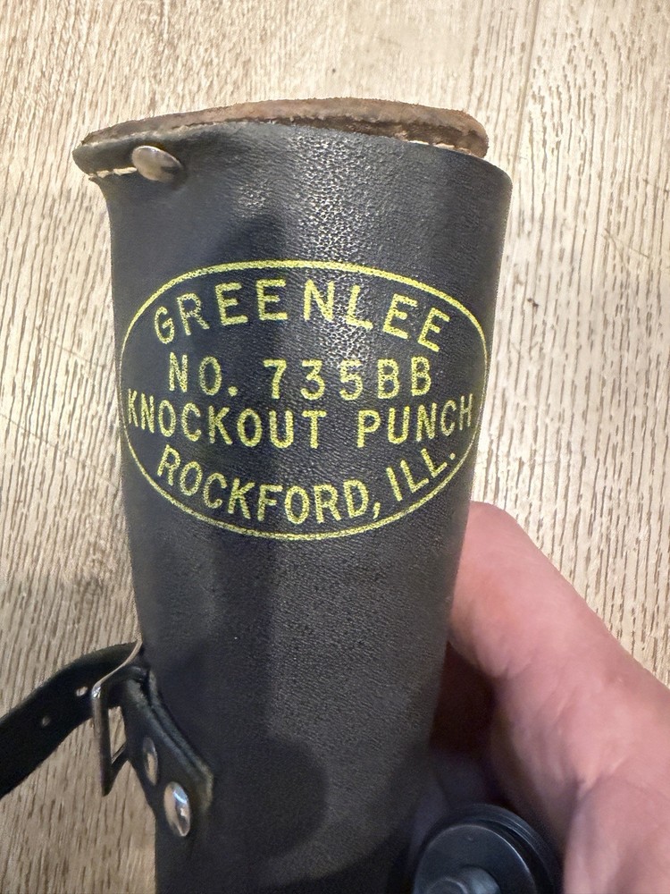 Greenlee No. 735BB Knockout Punch Set In Leather Sheath
