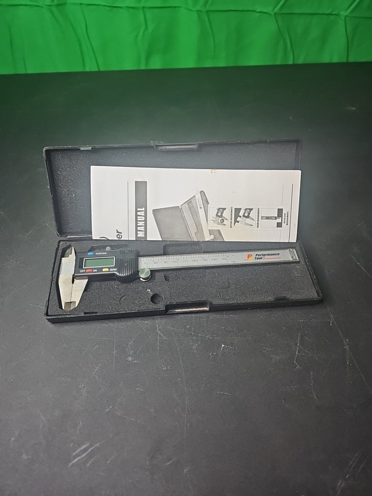 Performance Tools W80152 Digital Caliper with Case