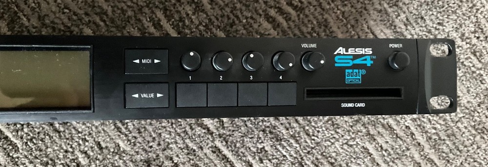 Alesis S4 Quadrasynth Rack-mount Module Synthesizer