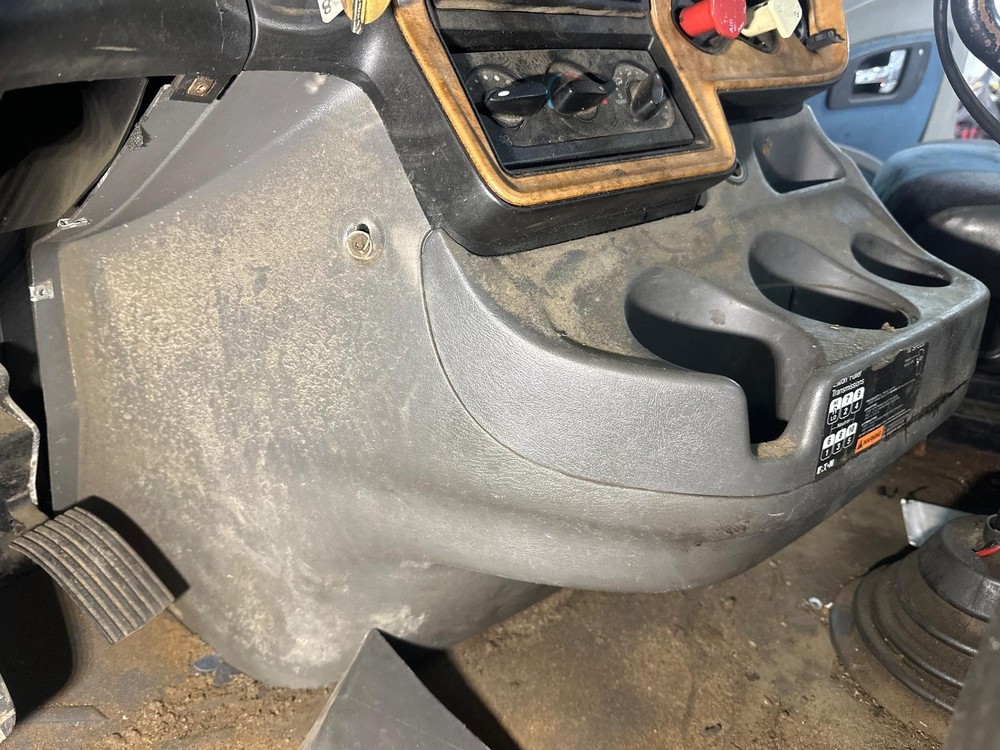 International PROSTAR CUP HOLDER Dash Panel - Used