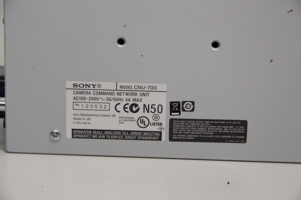 Sony CNU-700 Camera Command Unit Rack Mount Includes Two Installed Cards