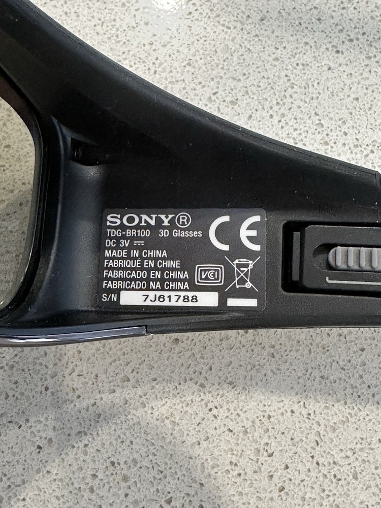 Sony TDG-BR100 Active 3D Glasses (2)
