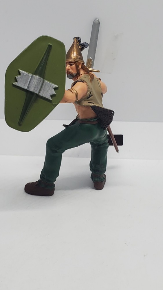 Schleich 3" Gaul with a Sword and a Shield