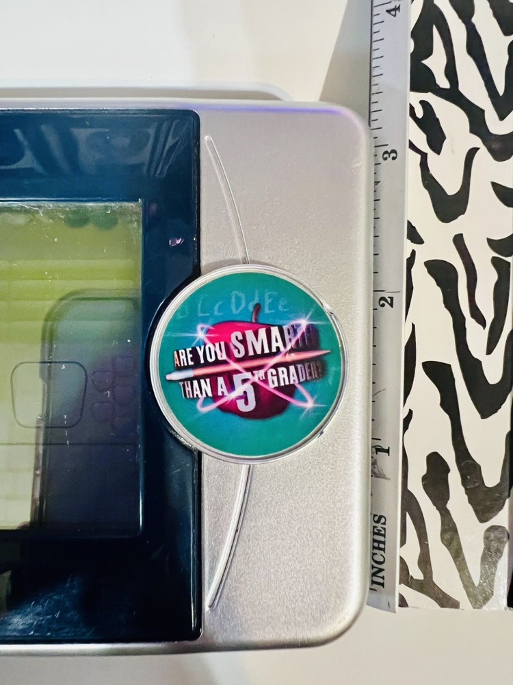 TechnoSource2007 Are You Smarter Than A5th Grader Electronic HandheldGame Tested