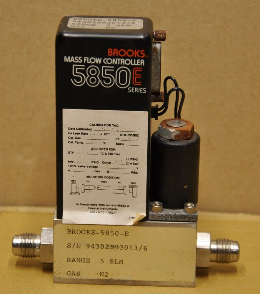 BROOKS 5850E SERIES MASS FLOW CONTROLLER - UNTESTED FOR PARTS ONLY