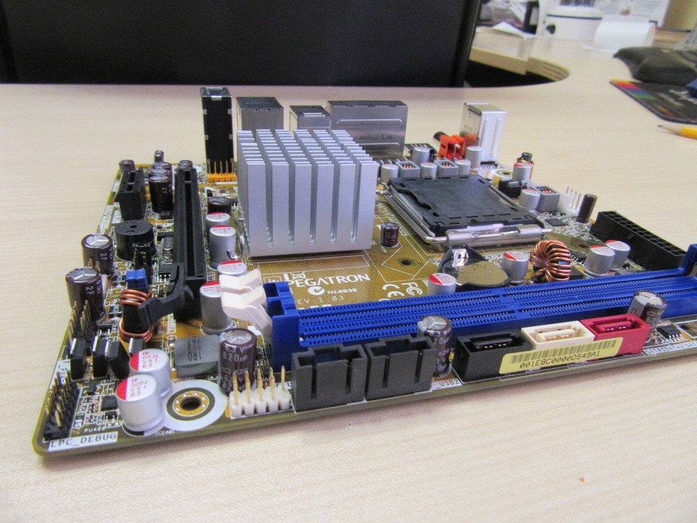 Pegatron IPX7A-FS