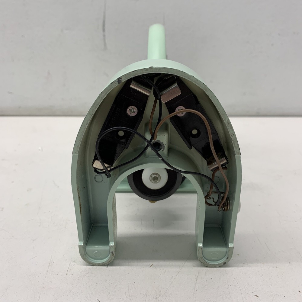 Vintage Cable Microscope 1200x Zoom Non Functioning Plus Slides