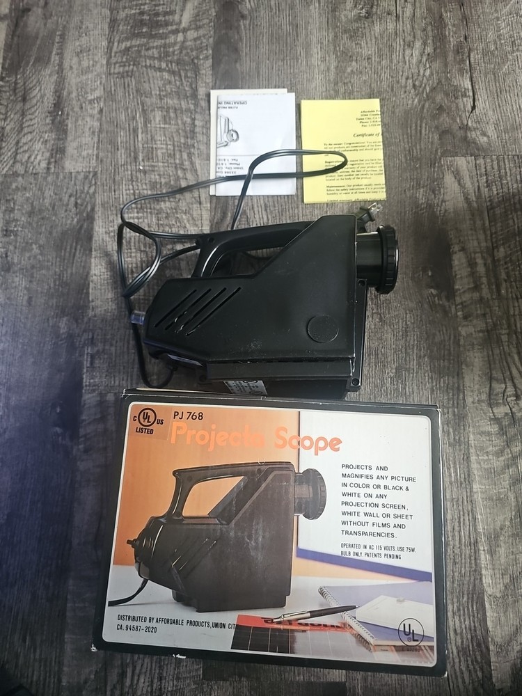 Vintage Projecta Scope PJ768 Image Projector W/ Original Box
