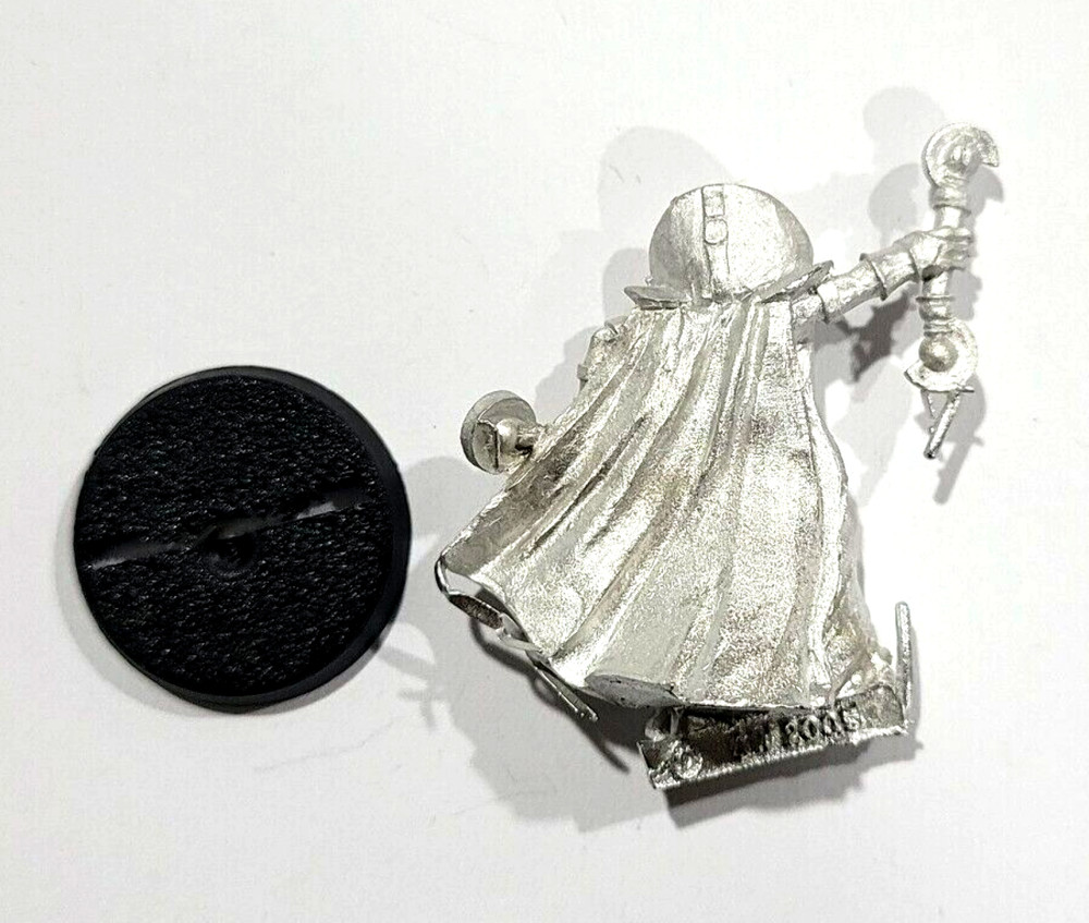 Tau Ethereal With Equalisers Warhammer 40K OOP