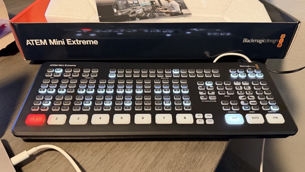 Atem Mini Extreme Live - open Box