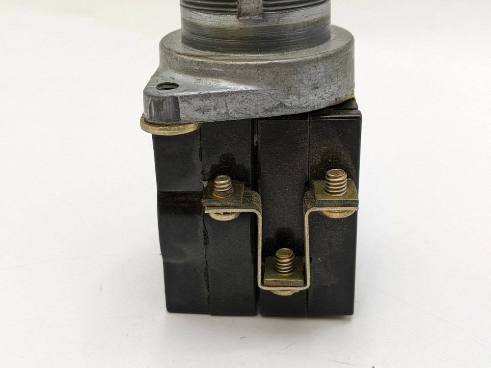 GE 55-650375 Green Pilot Light Pushbutton Indicator Light Control Panel Equip