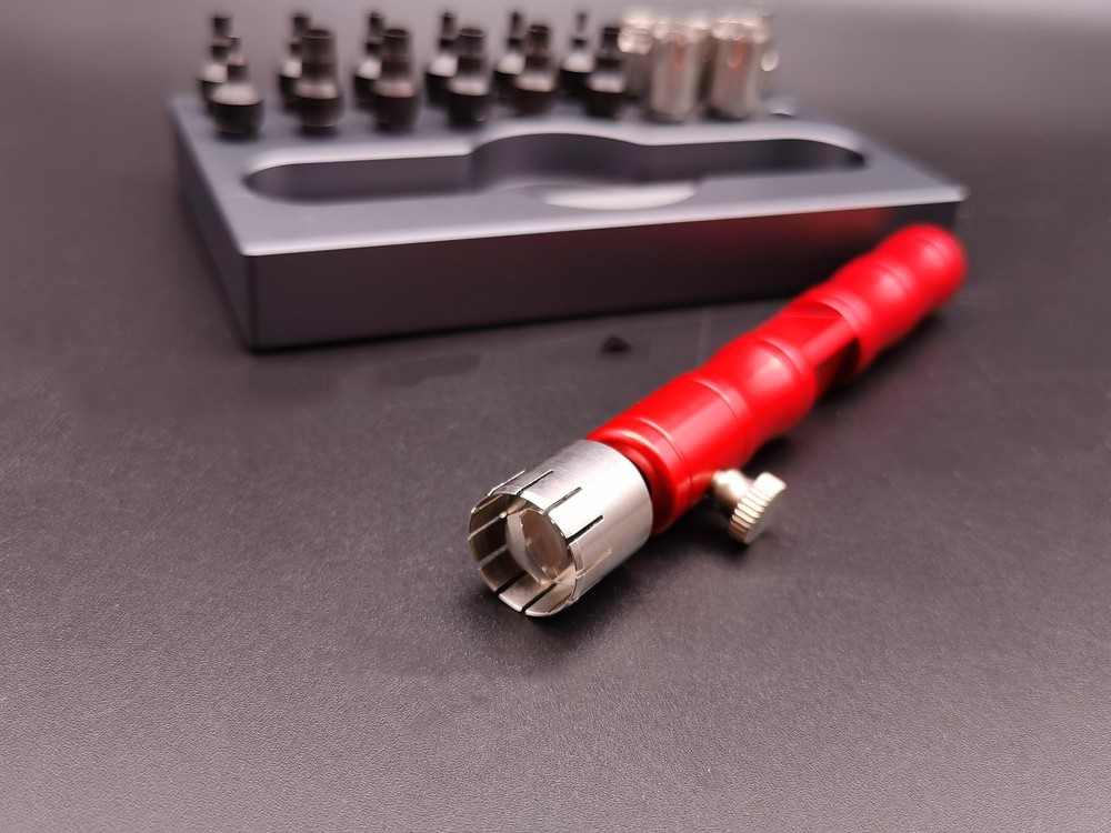 Professional Watch Tool Removing and Installing Chronograph Pusher Battery Case
