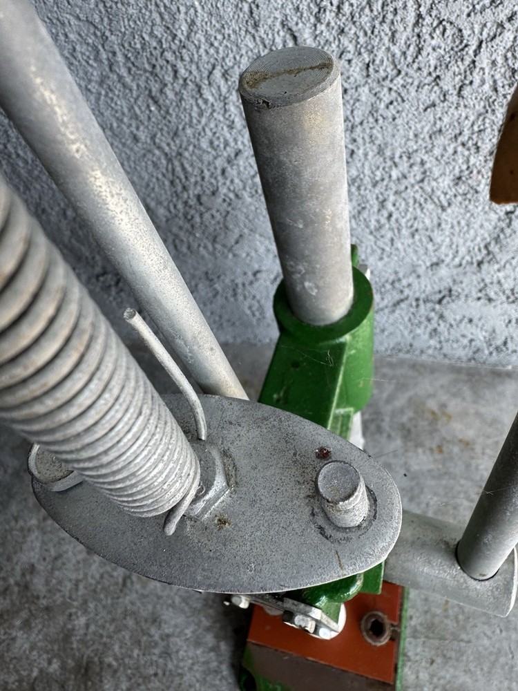 Min De Machinery Precision manual press