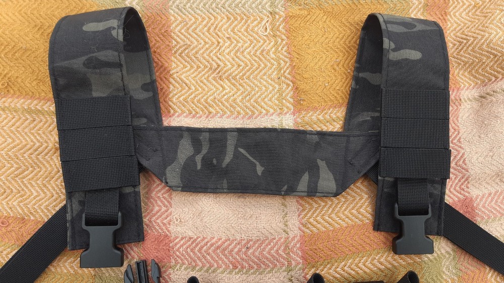 D3CR Style Chest Rig Multicam Black