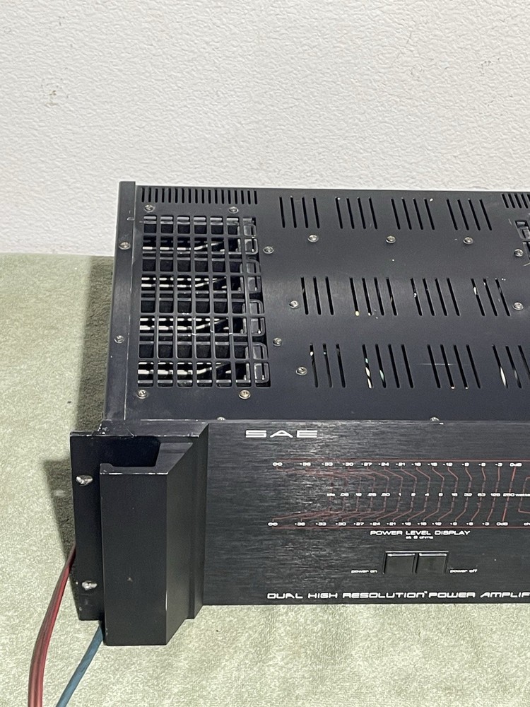 SAE A501 Stereo Amplifier