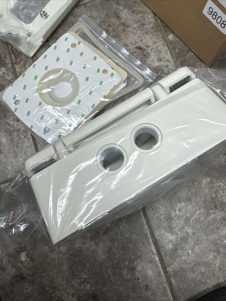 Hanwha Techwin SBP-300NB Camera Installation Back Box White Bracket Mount Kit
