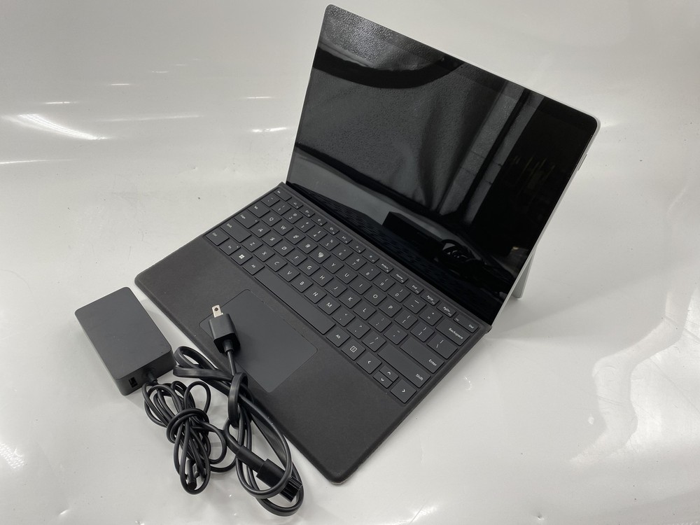 Microsoft Surface Pro 8 Core i7 | 16GB 256GB-SSD | Read Description*