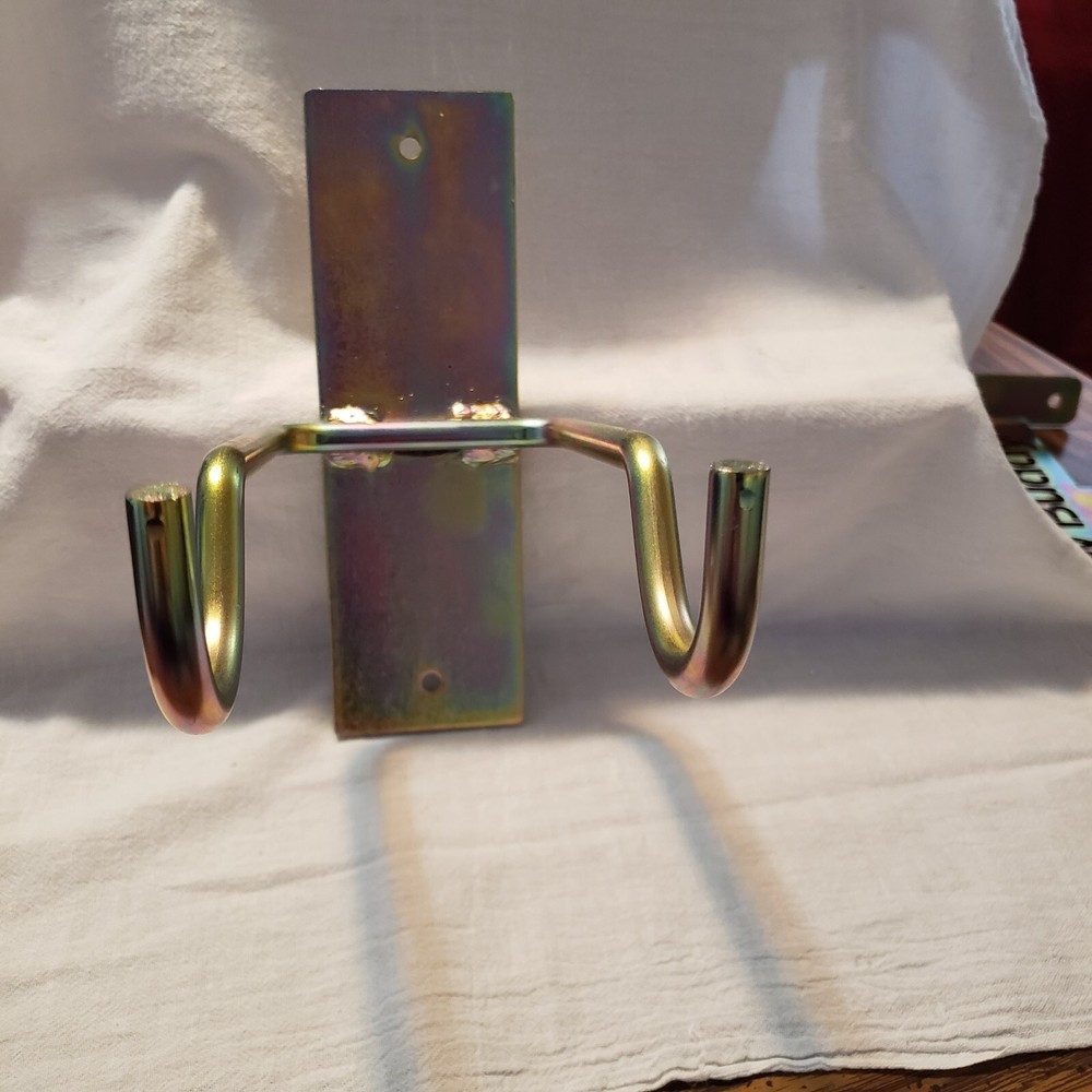 Weed Eater Hanging Bracket