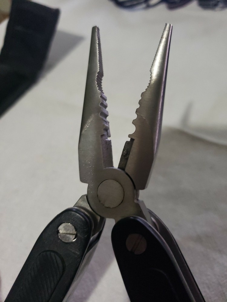 Northwest Territories Multi Tool With Bag