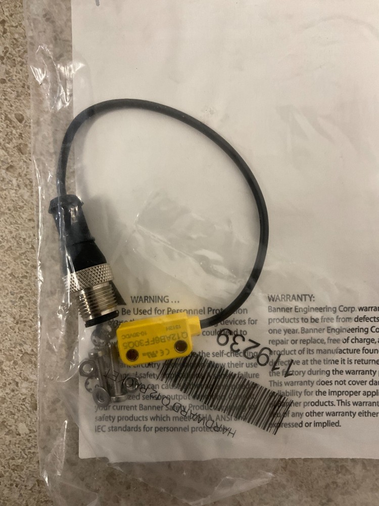 Banner Q12AB6FF30Q5 NEW