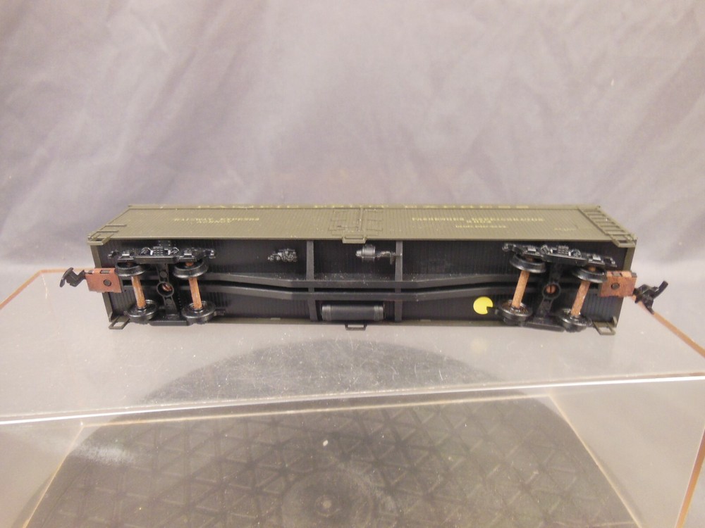 HO SCALE PACIFIC FRUIT EXPRESS RAE REEFER X602