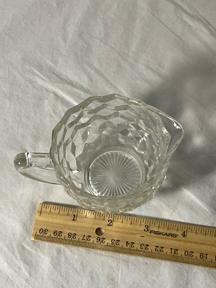 Cube design clear glass creamer