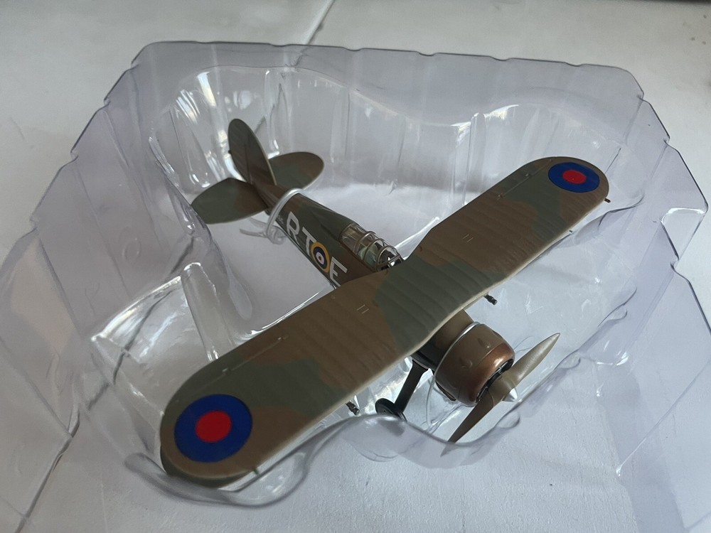 Easy Model 36458 1/72 Scale Gladiator Mk.I 112 Sqn. RAF RT-E - Boxed