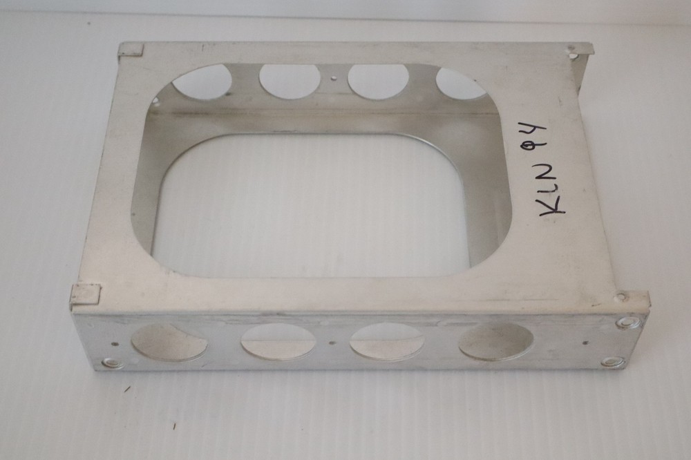 Bendix King KLN 94 GPS Mounting Tray / Backplate / Connectors