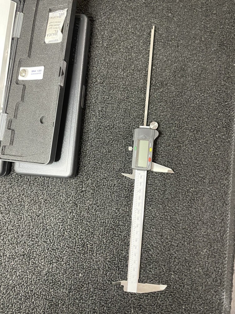 New 6” Digital Electronic Caliper Measure w/ LCD Display Screen