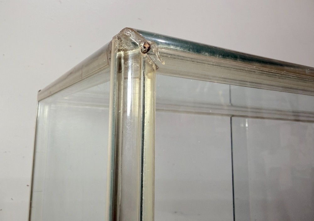QUALITY Large vintage counter top glass lucite rectangular display show case box