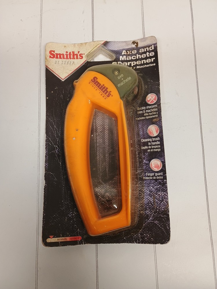 SMITH'S Axe and Machete Sharpener -Cleaning Brush in Handle