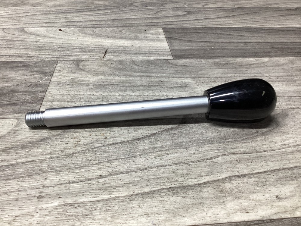GEAR LEVEL HANDLE #126N24*SI