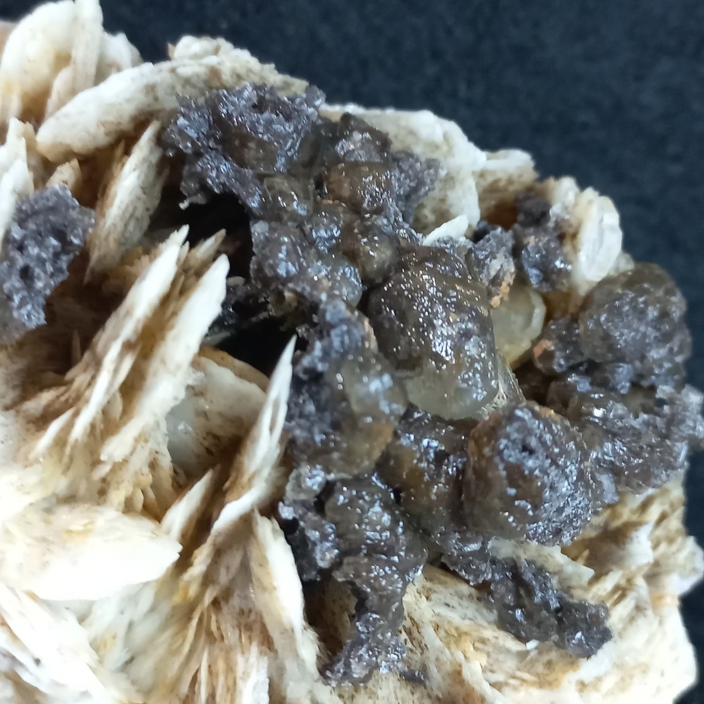 Barite, Calcite